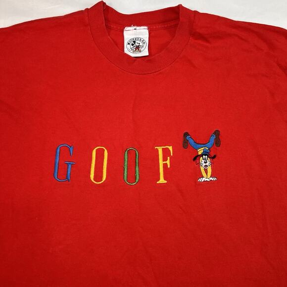 Disney Goofy T-shirt Adult Size OSFA Red Embroidered Cut Hem Single Stitch VTG - Picture 2 of 15